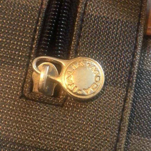 FENDI 1925 Italy Bag - Picture 3 of 5